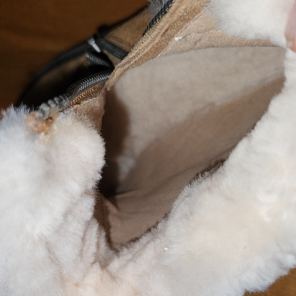 Emulated Australia boots - Picture 10 of 11